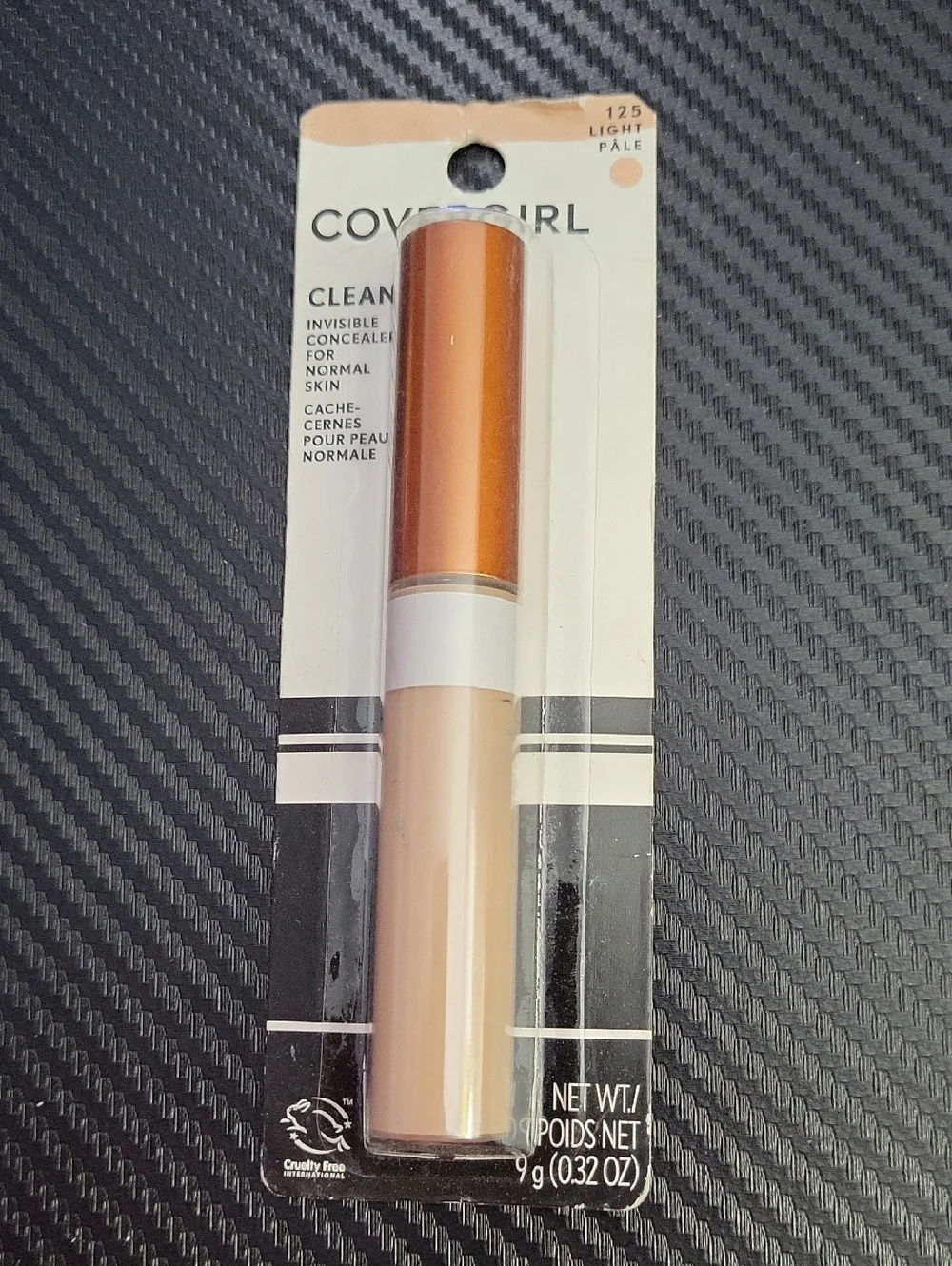 NEW COVERGIRL Clean Concealer in Light